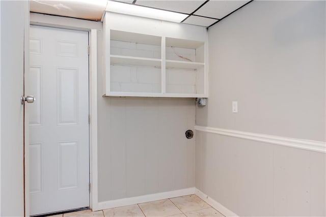 4339 Sasanqua Ct, Tucker, GA 30084 - laundry area with baseboards
