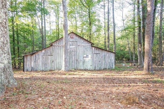 view of outdoor structure