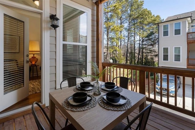 124 Everley Walk, Alpharetta, GA 30009 - view of sunroom / solarium