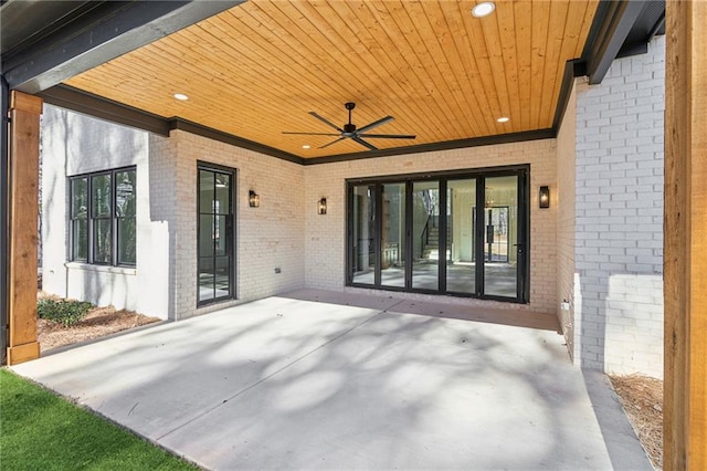 view of patio with ceiling fan