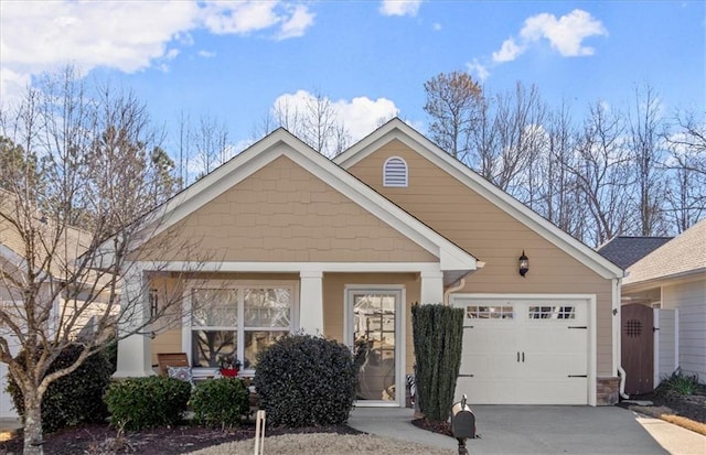 view of front facade with a garage