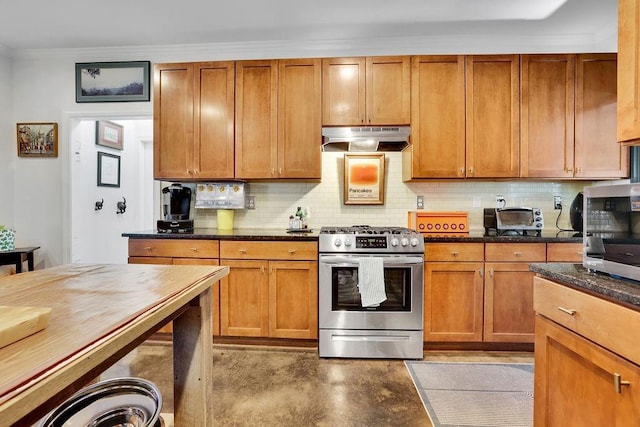 2295 Hemrick Rd, Cumming, GA 30041 - kitchen with under cabinet range hood, stainless steel appliances, backsplash, crown molding, and brown cabinetry