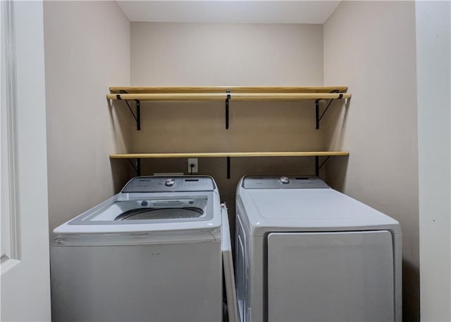3318 Sardis Bend Dr, Buford, GA 30519 - washroom featuring separate washer and dryer