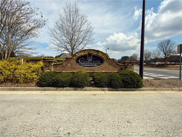 3318 Sardis Bend Dr, Buford, GA 30519 - view of community sign