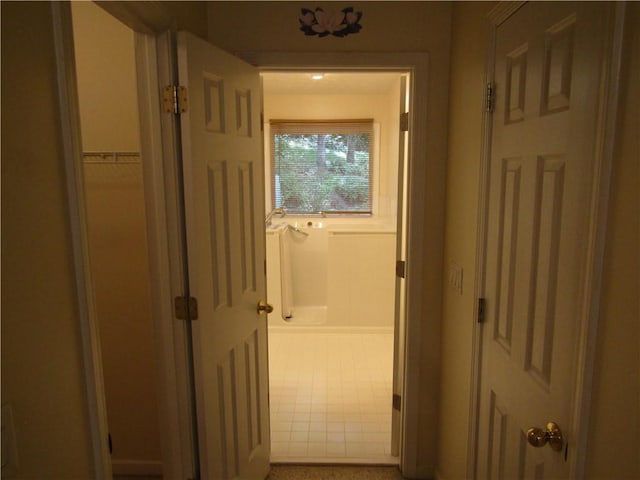 5820 Elm Tree Dr, Buford, GA 30518 - view of corridor