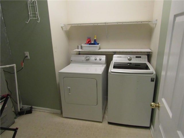 5820 Elm Tree Dr, Buford, GA 30518 - laundry room featuring independent washer and dryer
