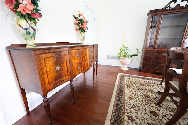 5452 Old Dalton Rd NE, Calhoun, GA 30701 - corridor with dark wood finished floors and baseboards