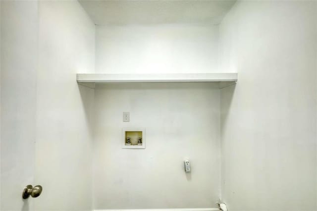 2931 Randolph Ct, Conyers, GA 30012 - laundry area with hookup for a washing machine