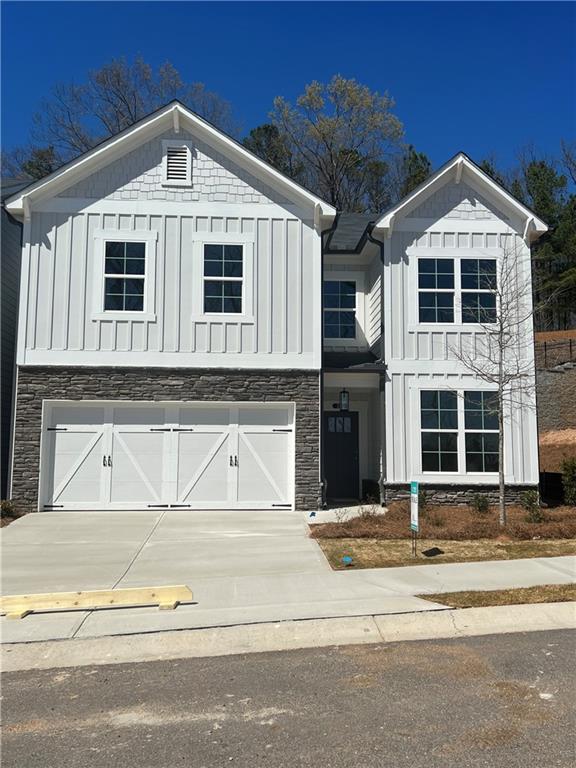 view of front of house with a garage