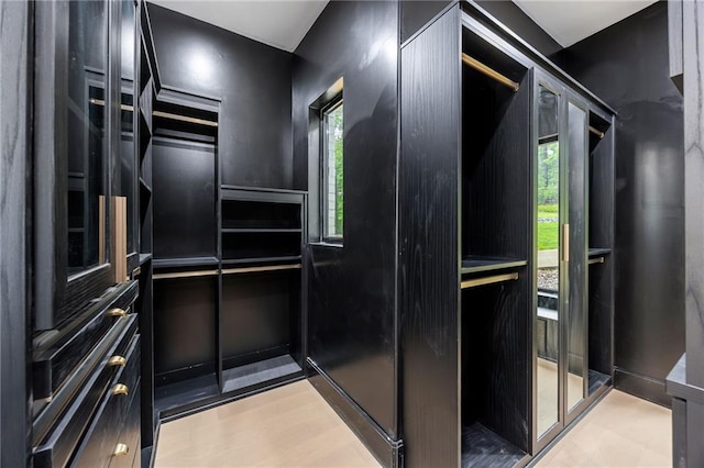 15154 Hopewell Rd, Alpharetta, GA 30004 - spacious closet featuring light wood-style floors