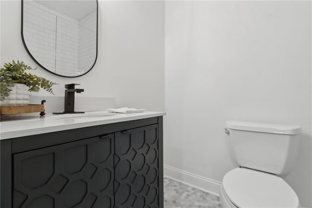 9165 Eves Cir, Roswell, GA 30076 - bathroom with toilet and vanity