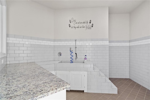 80 Riley Place Dr, Dawsonville, GA 30534 - bathroom with vanity