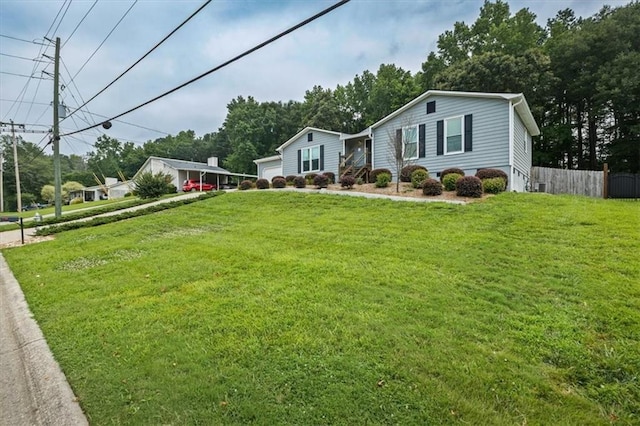 2711 Bluffton Rd, Buford, GA 30519 - view of front of house with a garage