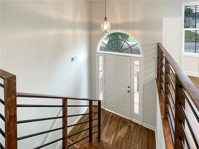 entryway featuring wood finished floors