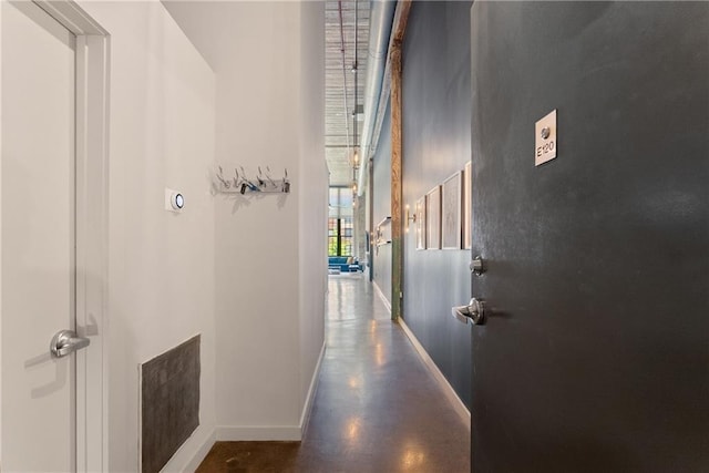 170 Boulevard Se E120, Atlanta, GA 30312 - hallway featuring baseboards and a high ceiling
