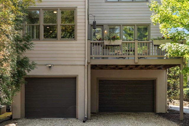 970 N Ormewood Park Dr SE, Atlanta, GA 30316 - back of house with a garage and driveway