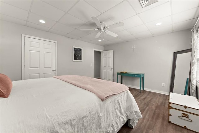 322 Windy Ridge Dr, Demorest, GA 30535 - bedroom featuring wood finished floors, a paneled ceiling, a ceiling fan, and recessed lighting