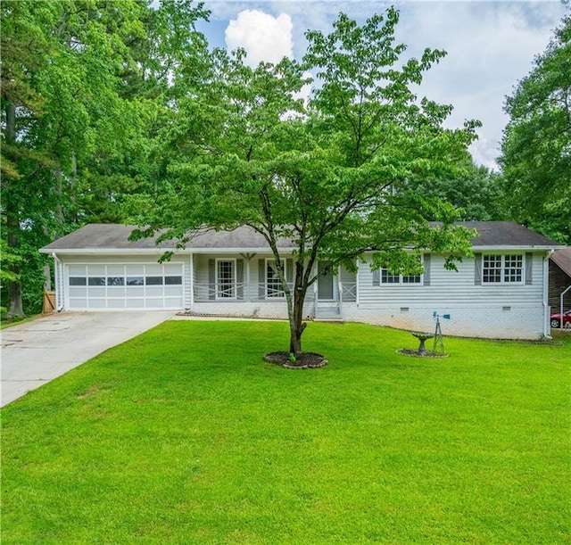 120 Lakeside Dr, Ellenwood, GA 30294 - ranch-style house featuring driveway, an attached garage, a front lawn, and crawl space