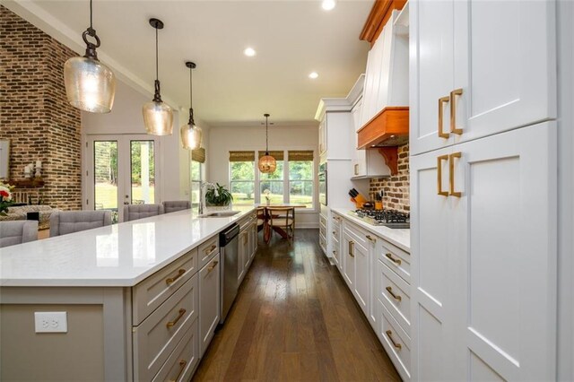 400 Fox Valley Dr, Monroe, GA 30656 - kitchen featuring dark wood-style floors, light countertops, a sink, custom exhaust hood, and gray cabinets