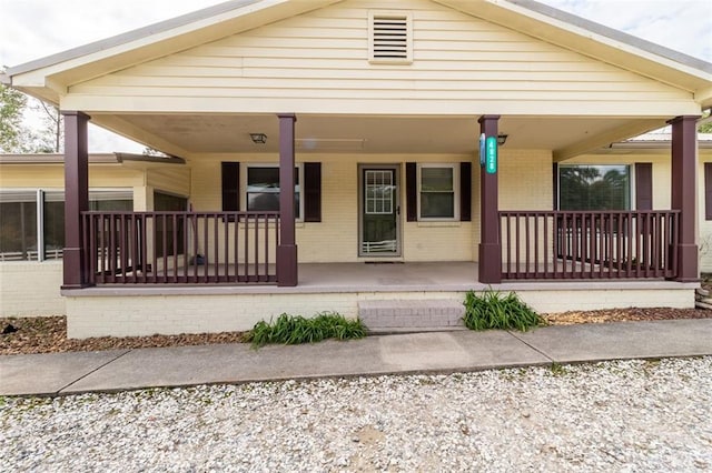 view of front of house featuring a porch