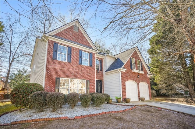 view of front facade featuring a garage