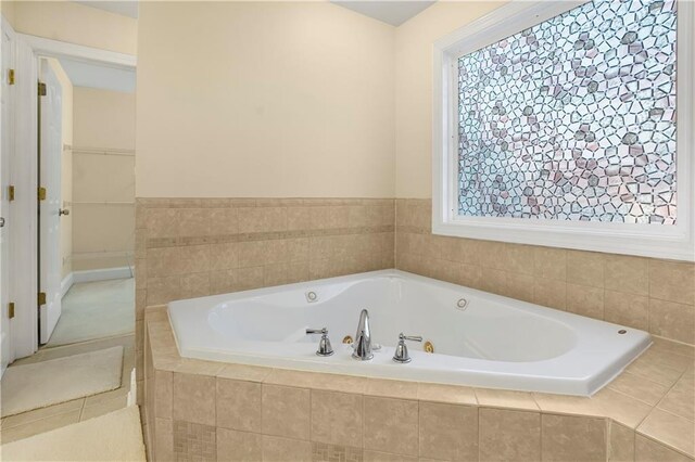 3460 Drayton Manor Run, Lawrenceville, GA 30046 - bathroom featuring a jetted tub