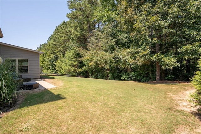 176 Red Wood Dr, Dallas, GA 30132 - view of yard featuring fence