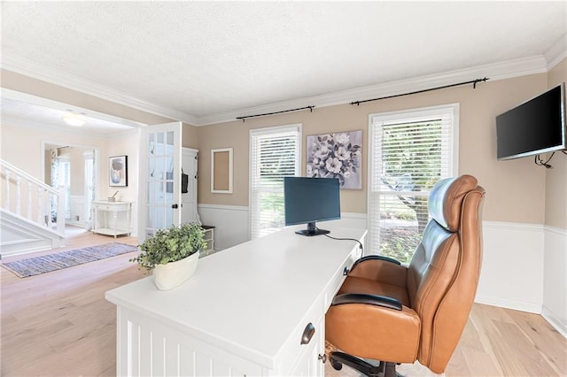 4522 Reva Ct NE, Marietta, GA 30066 - home office with light wood-type flooring and ornamental molding
