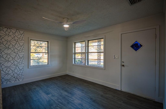 36 Strozier St, Helena, GA 31055