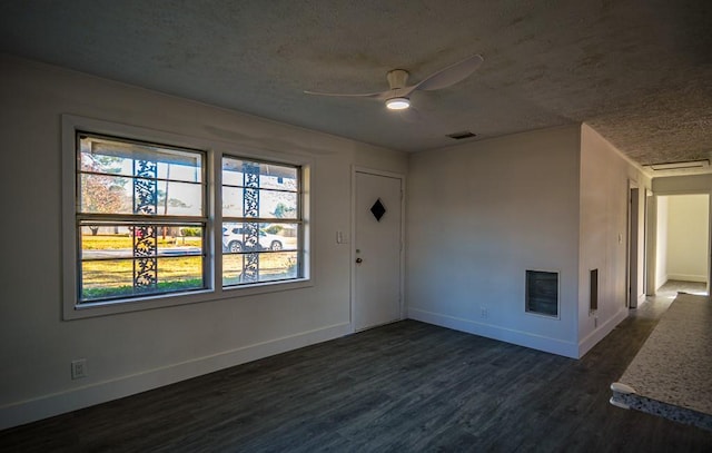 36 Strozier St, Helena, GA 31055