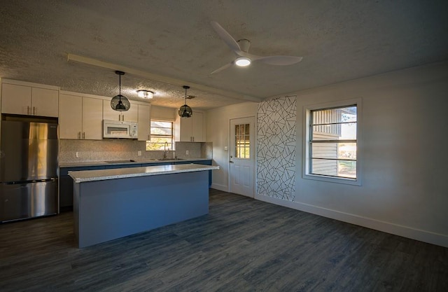 36 Strozier St, Helena, GA 31055