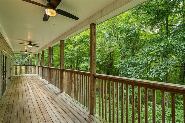 deck featuring ceiling fan