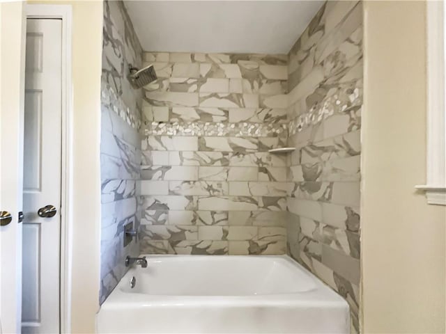 3811 Reynolds Rd, Douglasville, GA 30135 - full bath featuring bathing tub / shower combination