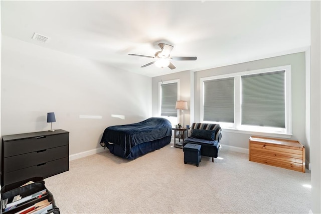 bedroom with ceiling fan