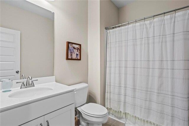 359 Crider Ct, Woodstock, GA 30188 - bathroom featuring vanity, toilet, tile patterned floors, and a shower with shower curtain