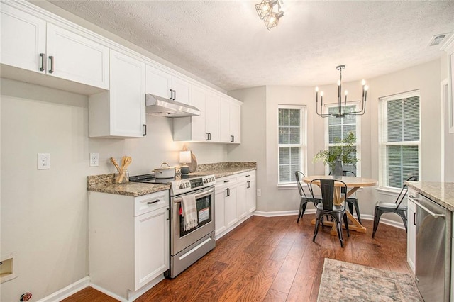215 Nina Cir, Locust Grove, GA 30248