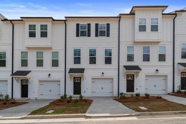 3151 Washburn St SW, Atlanta, GA 30354 - view of property with board and batten siding