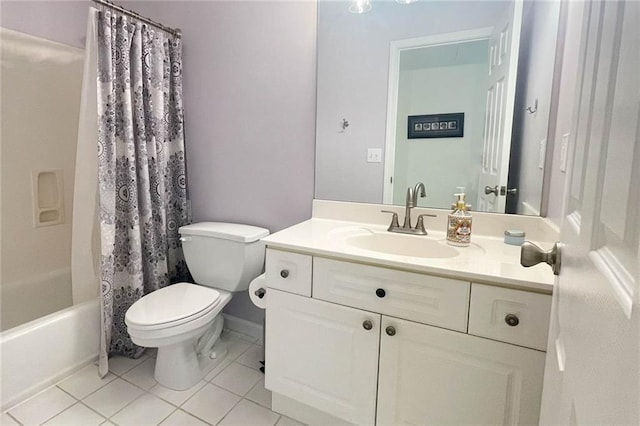 310 Hillpine Dr, Woodstock, GA 30189 - bathroom featuring toilet, tile patterned floors, vanity, shower / bathtub combination with curtain, and baseboards