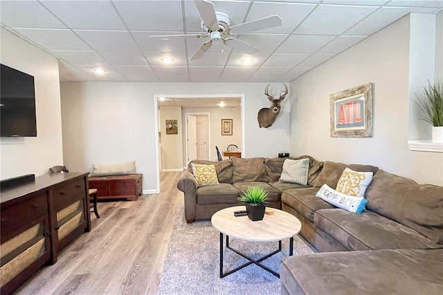 310 Hillpine Dr, Woodstock, GA 30189 - living area featuring light wood-style flooring, ceiling fan, a drop ceiling, and recessed lighting