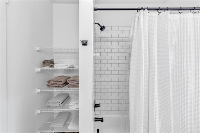 1021 Windsor Creek Dr, Madison, GA 30650 - bathroom featuring shower / bath combination with curtain