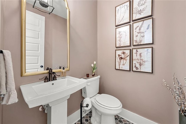 131 Forsyth Park Ln, Woodstock, GA 30188 - half bath with toilet and baseboards