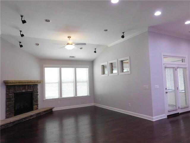 330 La Perla Dr, Sugar Hill, GA 30518 - unfurnished living room featuring wood finished floors, a ceiling fan, lofted ceiling, crown molding, and recessed lighting