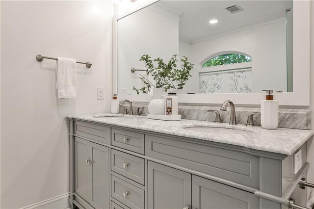 270 Hollyridge Way, Roswell, GA 30076 - full bath with double vanity, crown molding, and recessed lighting