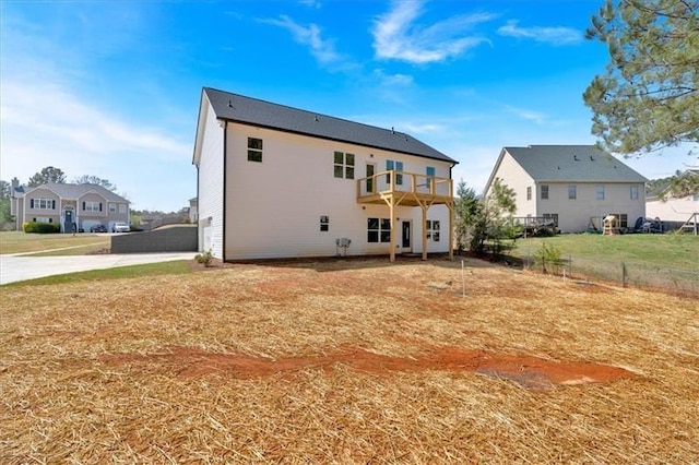 81 Bridgemill Dr, Douglasville, GA 30134 - rear view of house with a balcony and a residential view
