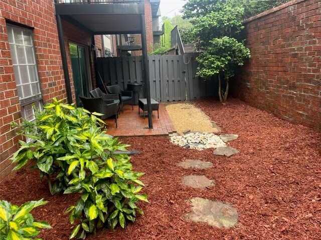 6851 Roswell Rd Unit J1, Atlanta, GA 30328 - view of yard with a patio
