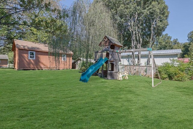 view of yard featuring a playground