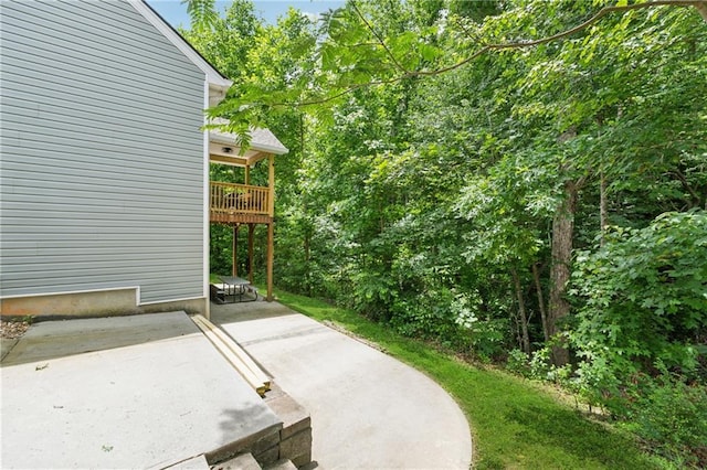 5102 Yellow Stone Dr, Flowery Branch, GA 30542 - view of patio