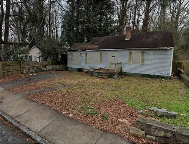 1254 Campbellton Rd SW, Atlanta, GA 30310 - view of front of home featuring a chimney