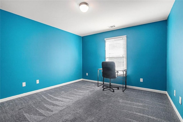 3641 Mountain Cove Rd, Snellville, GA 30039 - unfurnished office with carpet floors and baseboards
