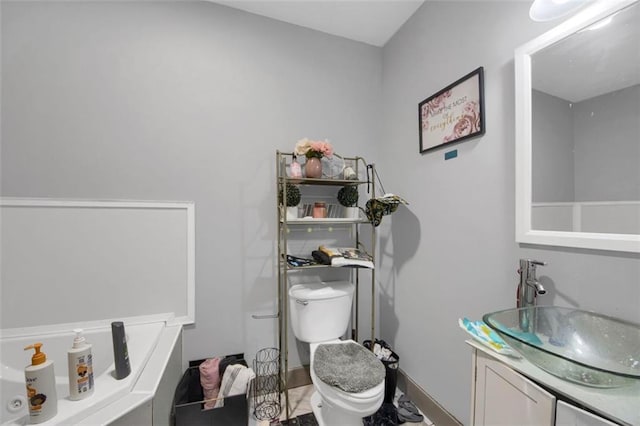 652 Post Oak Rd, Jonesboro, GA 30238 - bathroom featuring a tub with jets and vanity